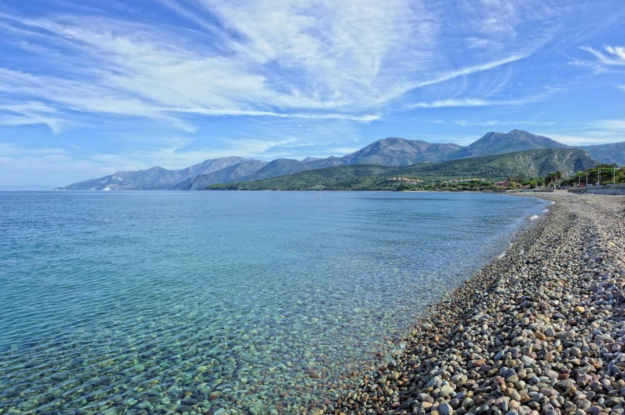Hotel Les Galets Saint-Florent  Pokoj fotografie
